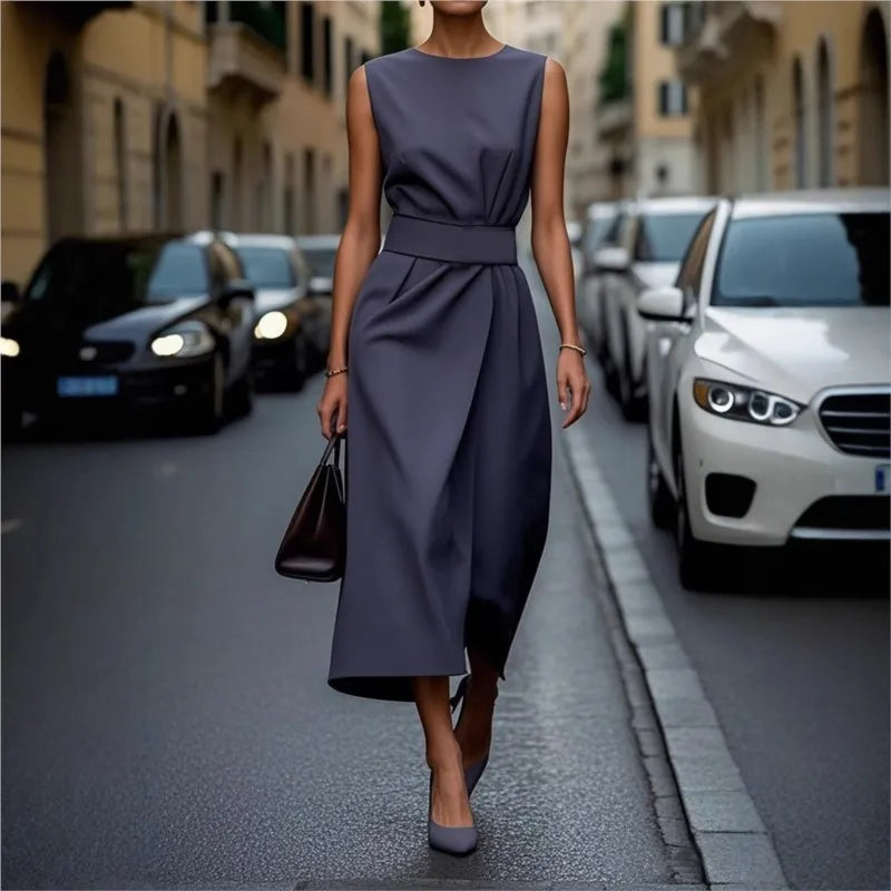 Elegant Round Neck Midi Dress