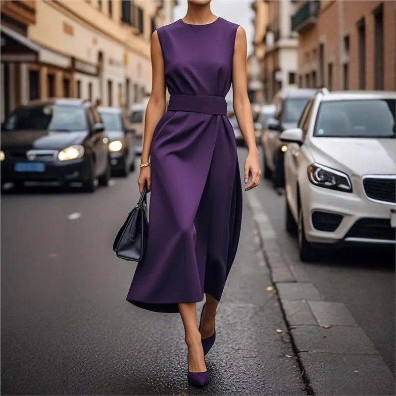Elegant Round Neck Midi Dress